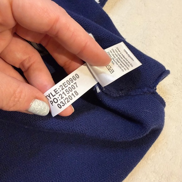 Vineyard Vines Women's Navy Blue Sailboat Knit Sweater Top Size M - Picture 7 of 8